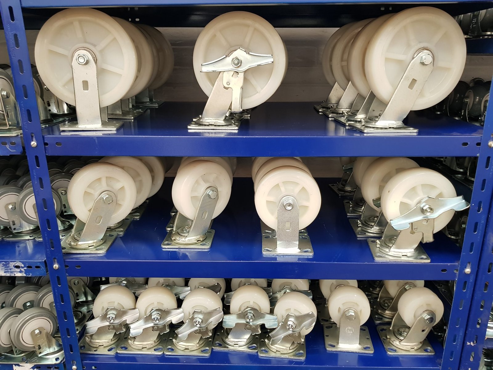 ruedas de poliamida y rodajas para carros