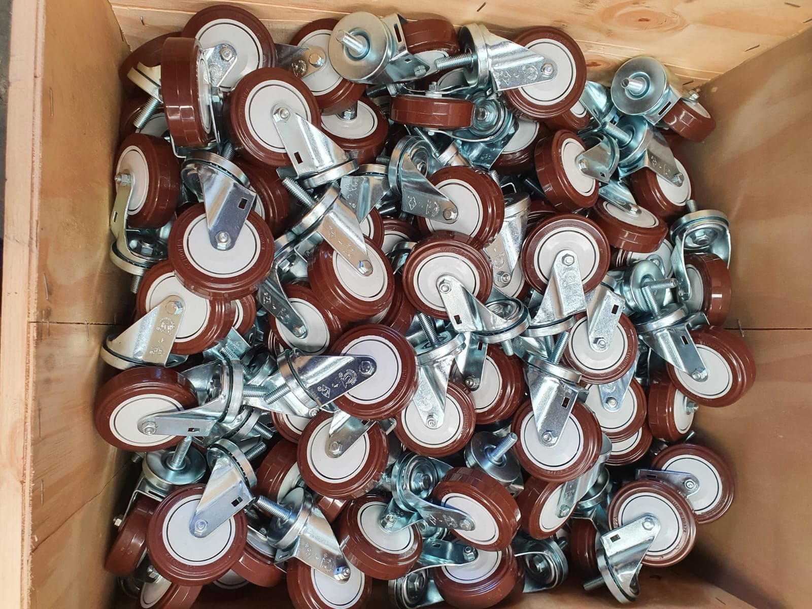 Rodajas con espiga rueda poliuretano con freno